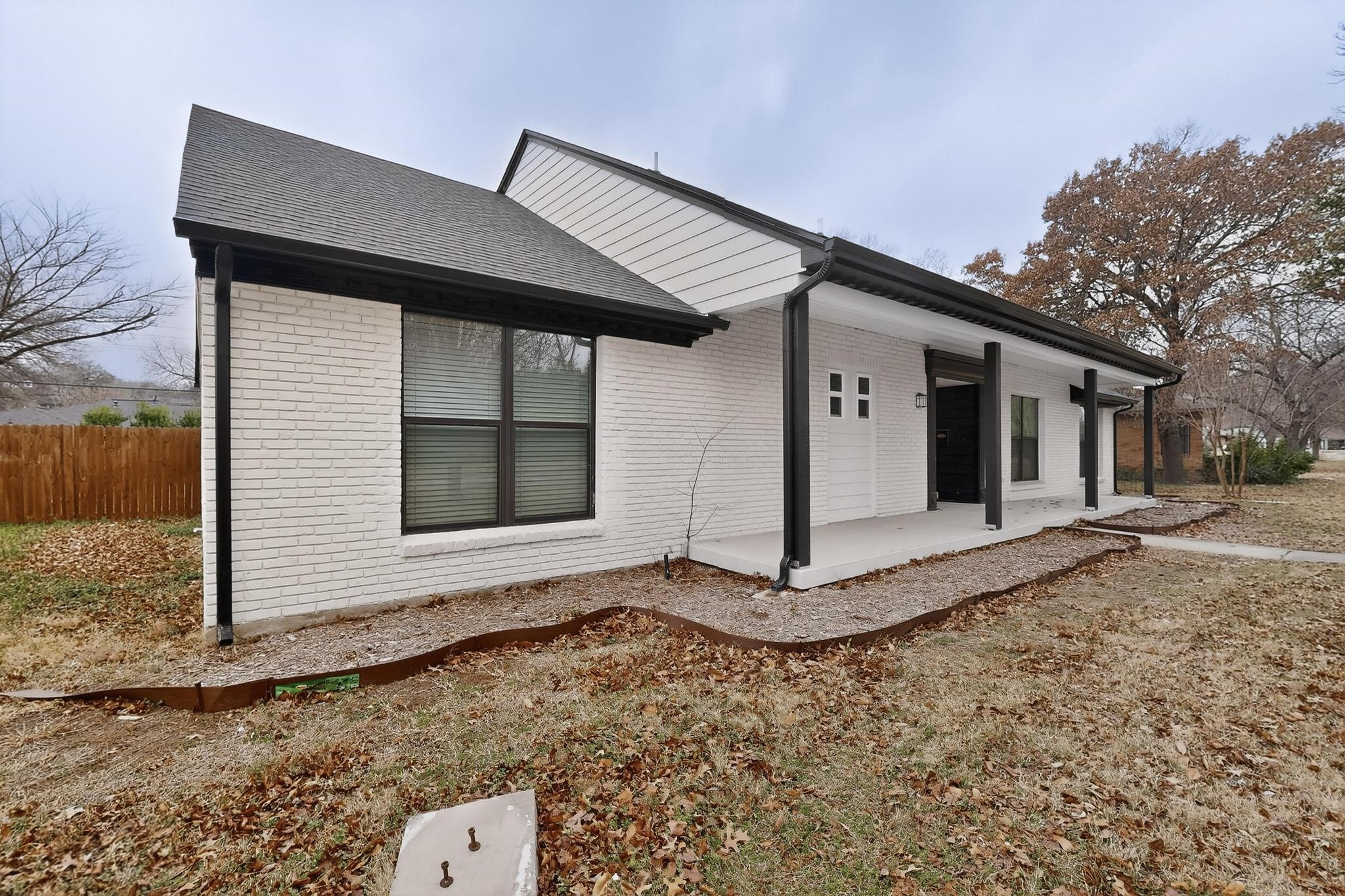 712 W Five Mile Parkway Dallas TX 75224
