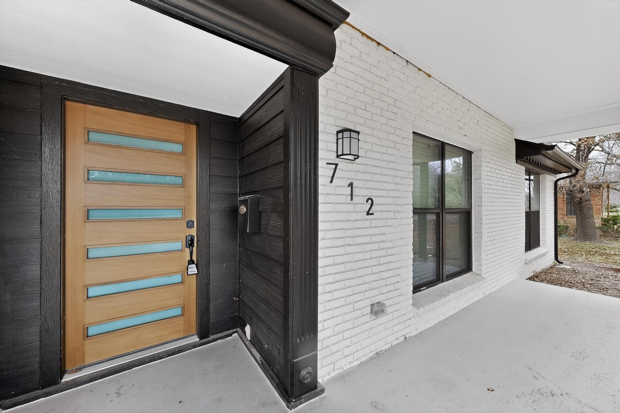 712 W Five Mile Parkway Dallas TX 75224