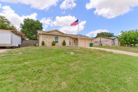 5609 Macrae Street Haltom City TX 76148