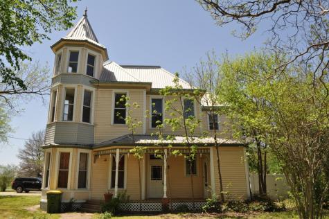325 S Ward Street Italy TX 76651