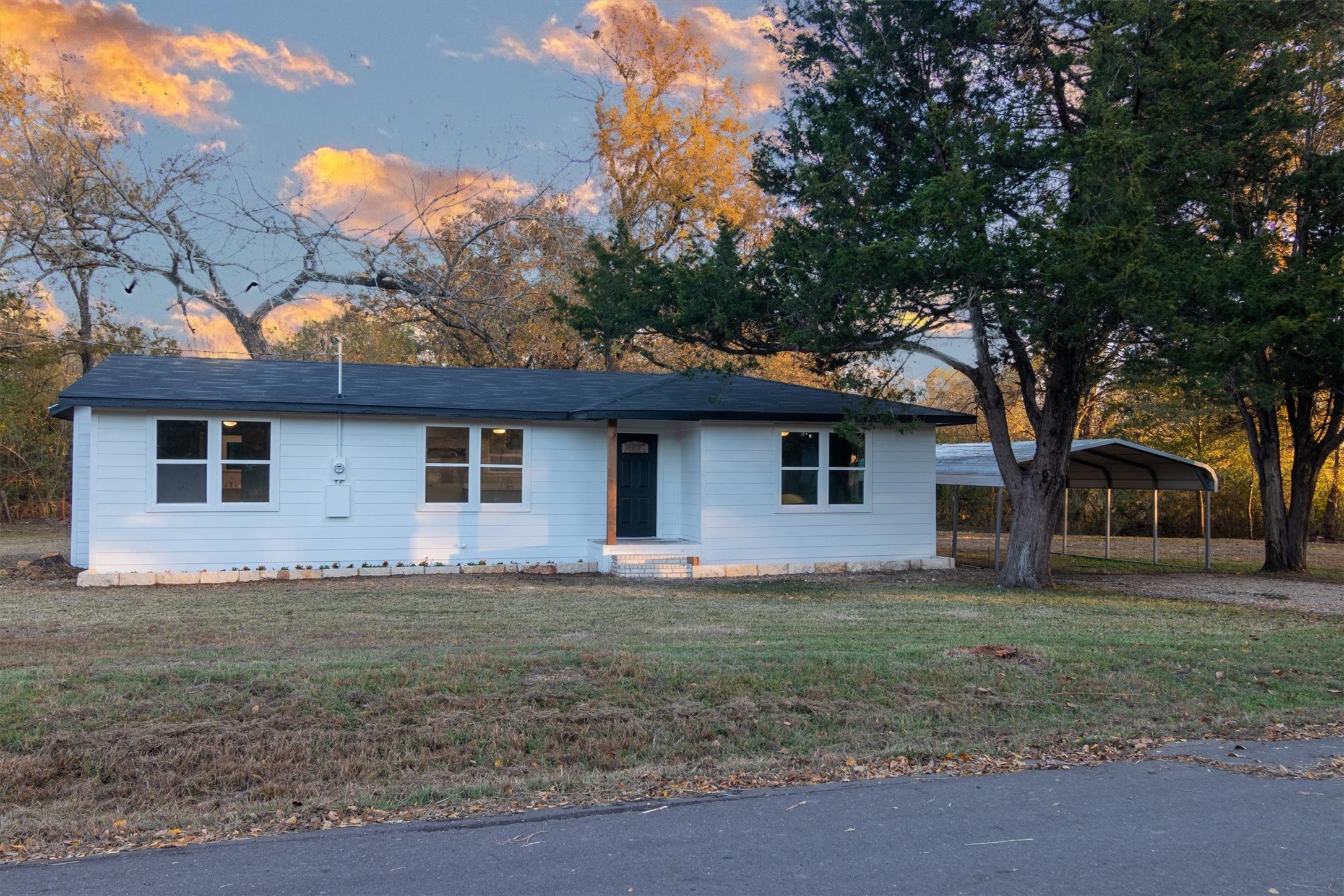 1413 County Road 1079 Greenville TX 75401