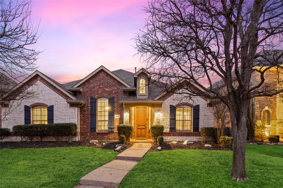 1912 Mustang Trail Frisco TX 75033
