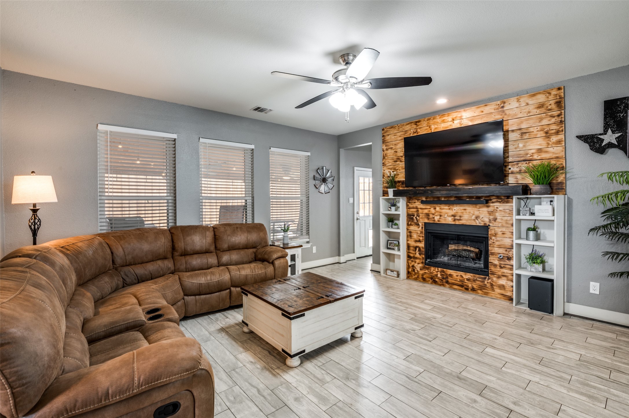 4541 Ridgepointe Drive The Colony TX 75056