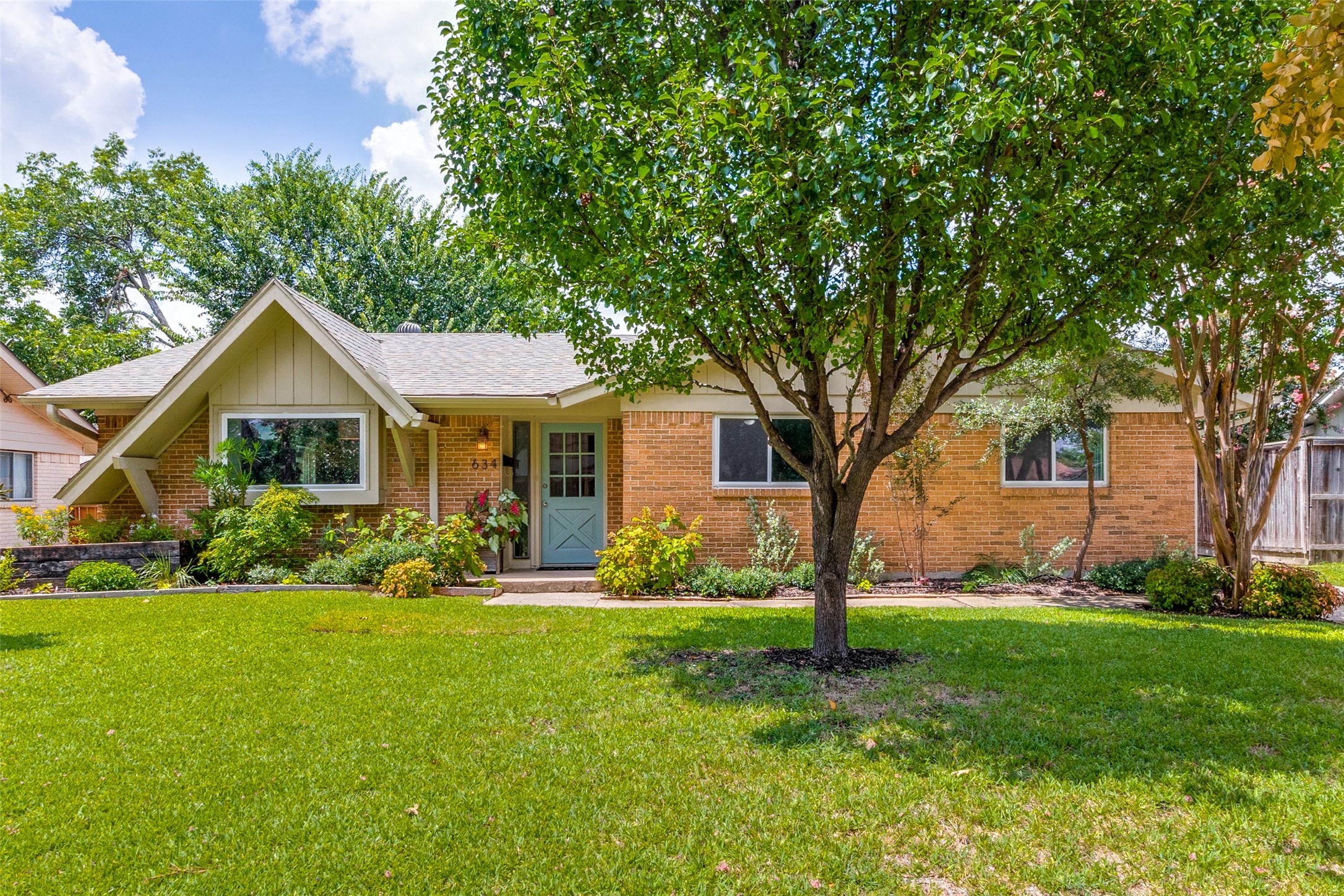 634 Cambridge Drive Richardson TX 75080