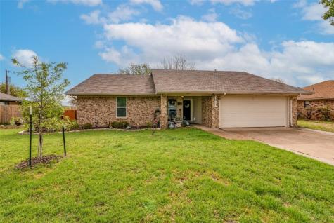 3213 Richelieu Street Sherman TX 75090