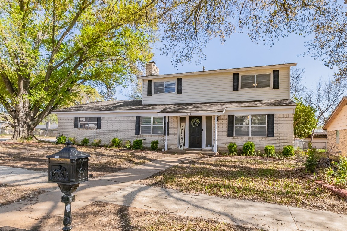 1824 Chattanooga Drive Bedford TX 76022