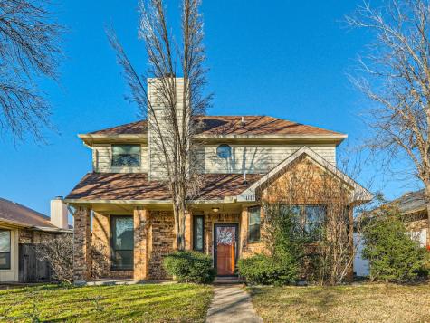 1111 Sandalwood Lane Desoto TX 75115