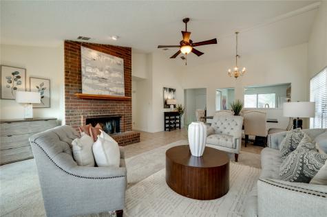 4117 Caldwell Avenue The Colony TX 75056