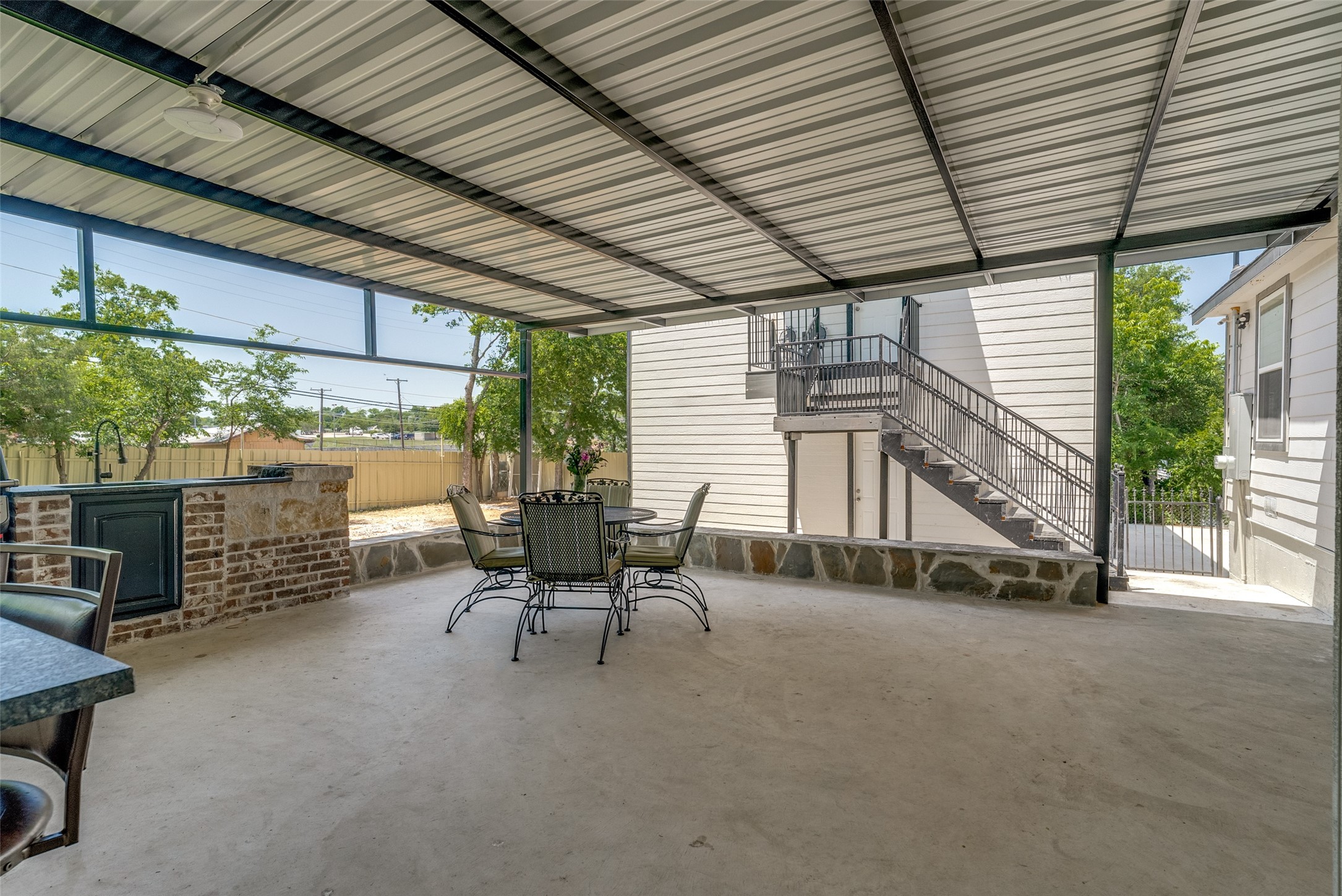 2666 Burton Avenue Fort Worth TX 76105