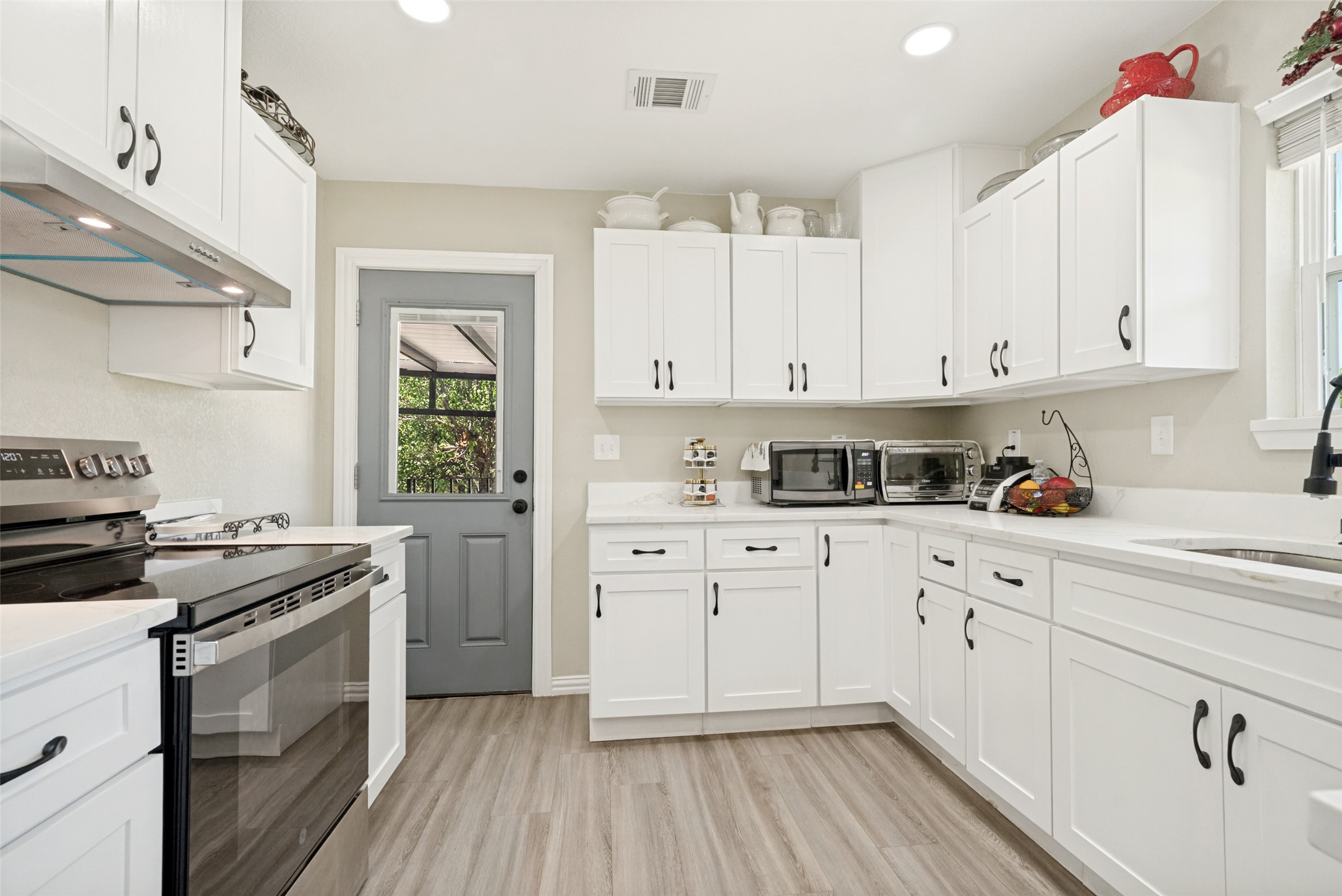 2666 Burton Avenue Fort Worth TX 76105