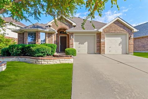 819 Lake Forest Trail Little Elm TX 75068