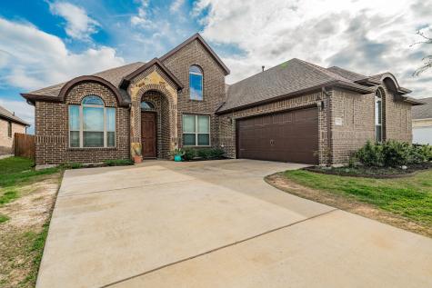 302 Stefani Drive Red Oak TX 75154