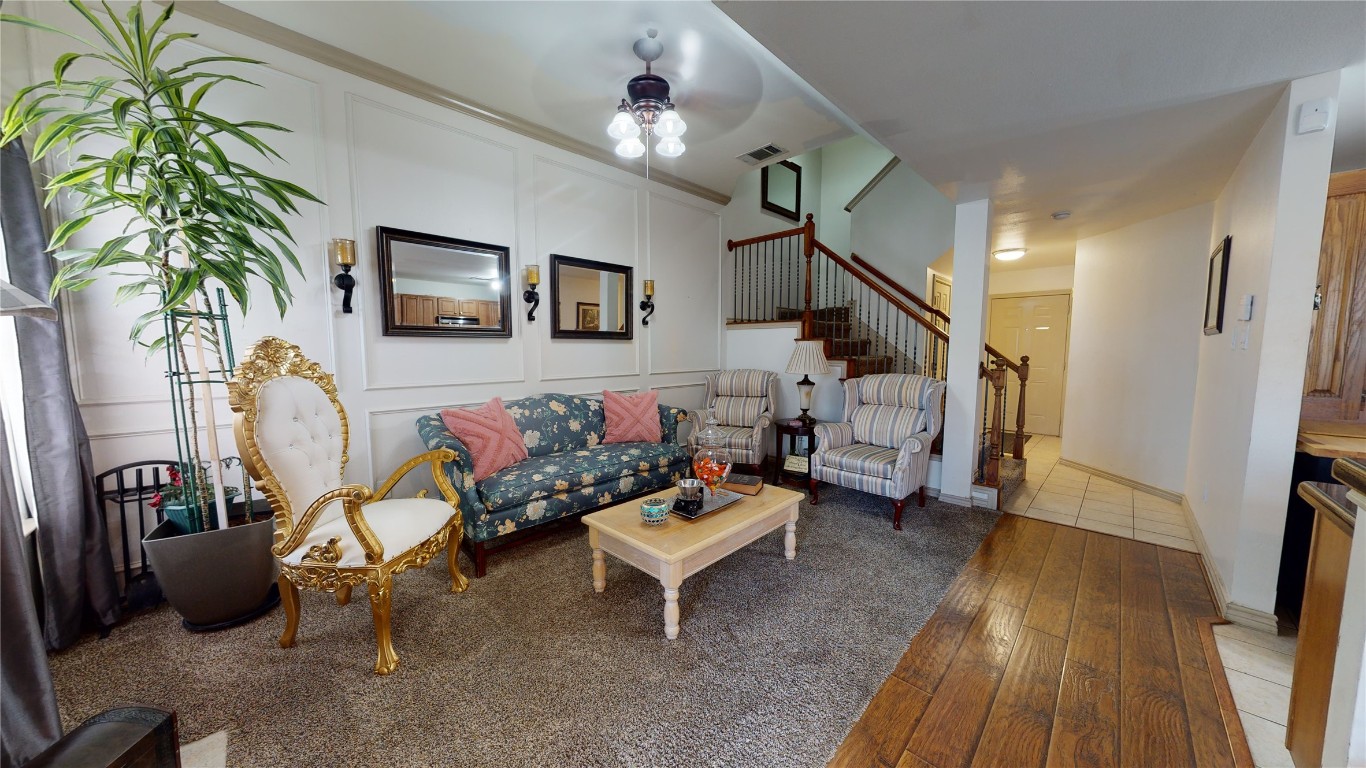 12652 Bay Avenue Euless TX 76040