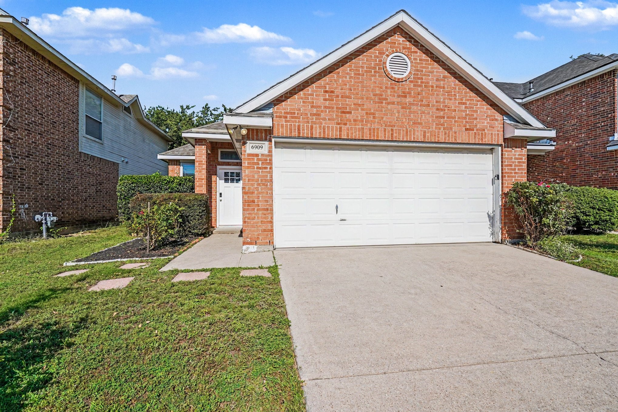 6909 Chaco Trail Fort Worth TX 76137
