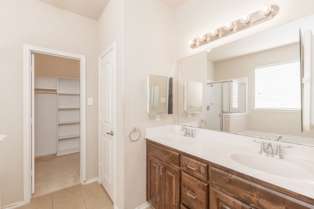 6811 Gamecock Court Greenville TX 75402