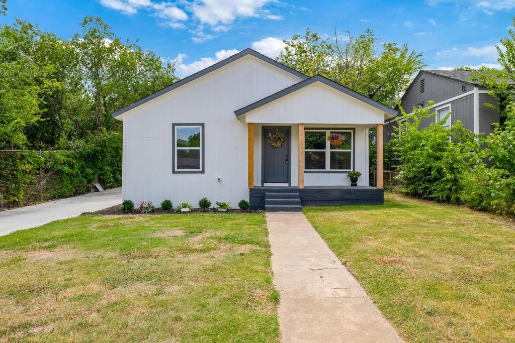 5629 Curzon Avenue Fort Worth TX 76107