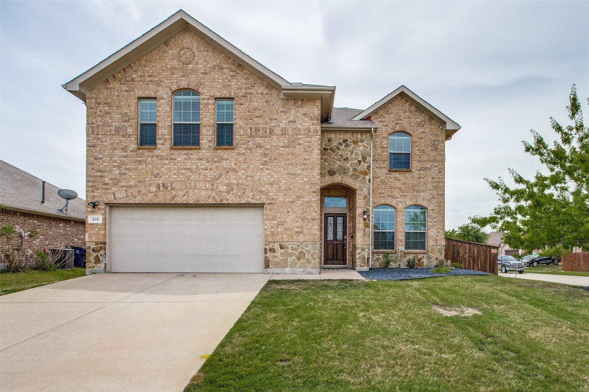 213 Thoroughbred Street Waxahachie TX 75165