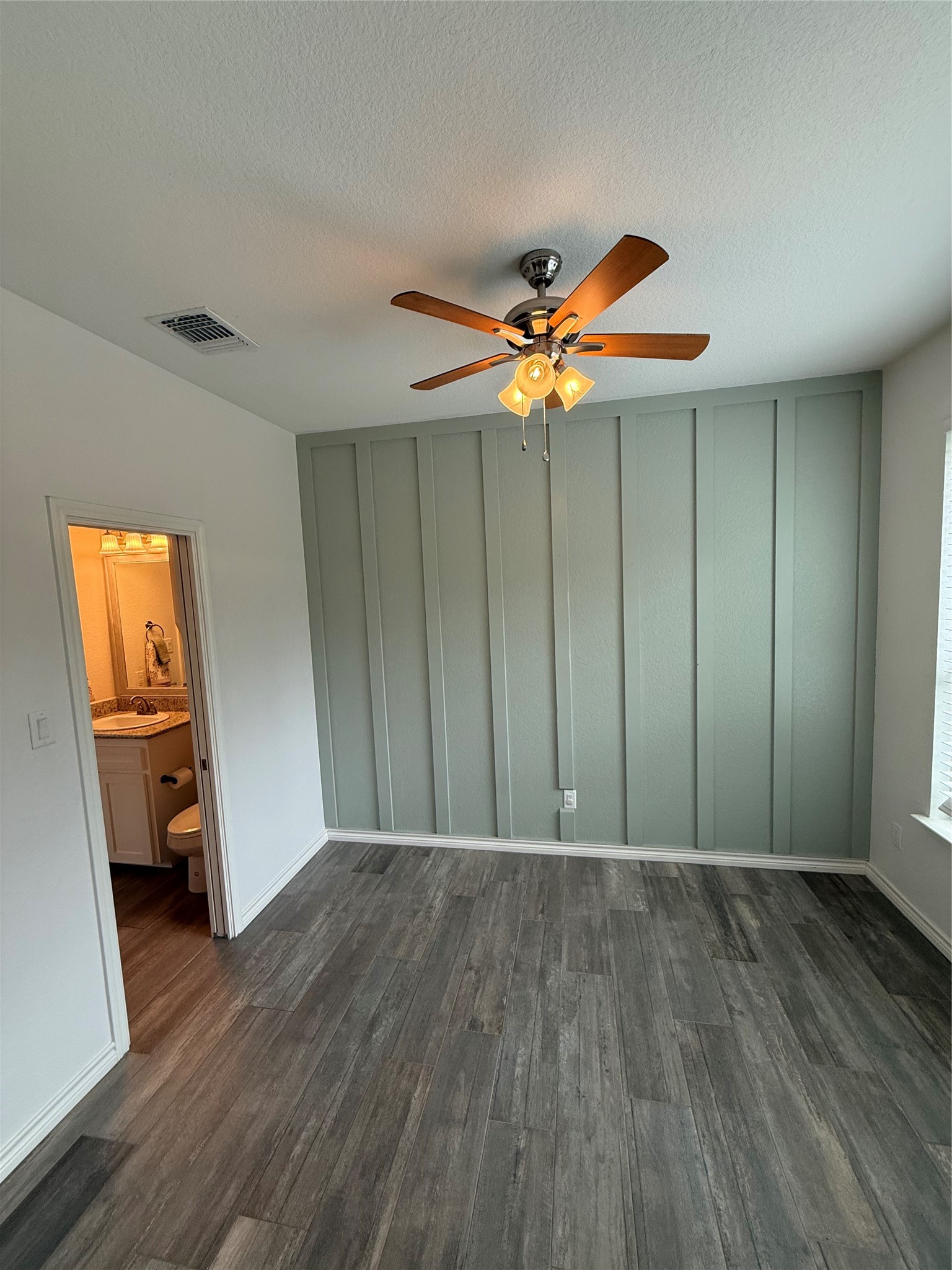 1211 W 6th Street Lampasas TX 76550