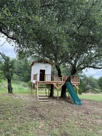 1211 W 6th Street Lampasas TX 76550