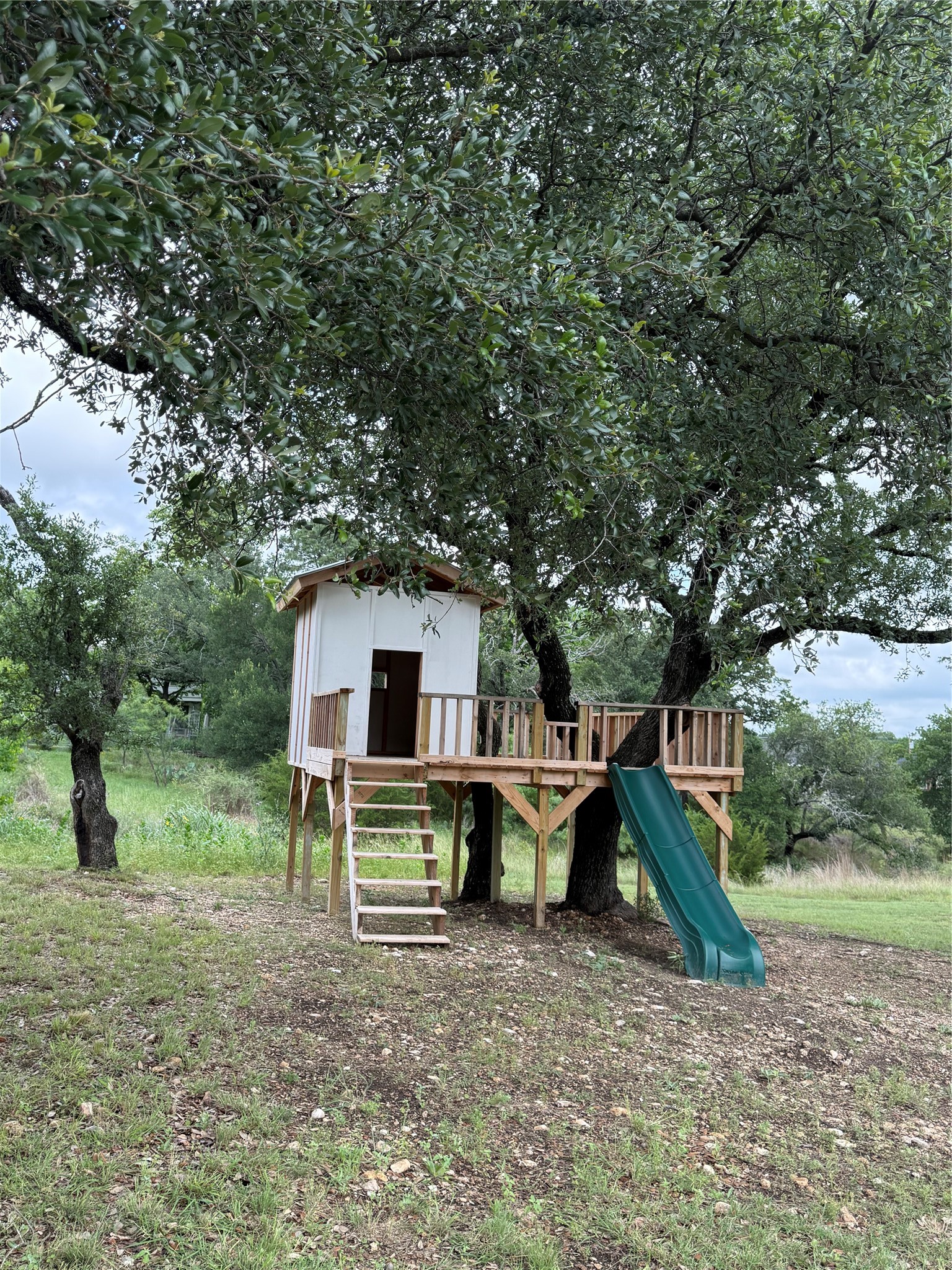 1211 W 6th Street Lampasas TX 76550