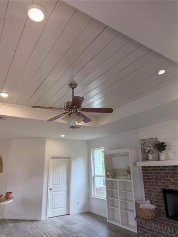 1211 W 6th Street Lampasas TX 76550