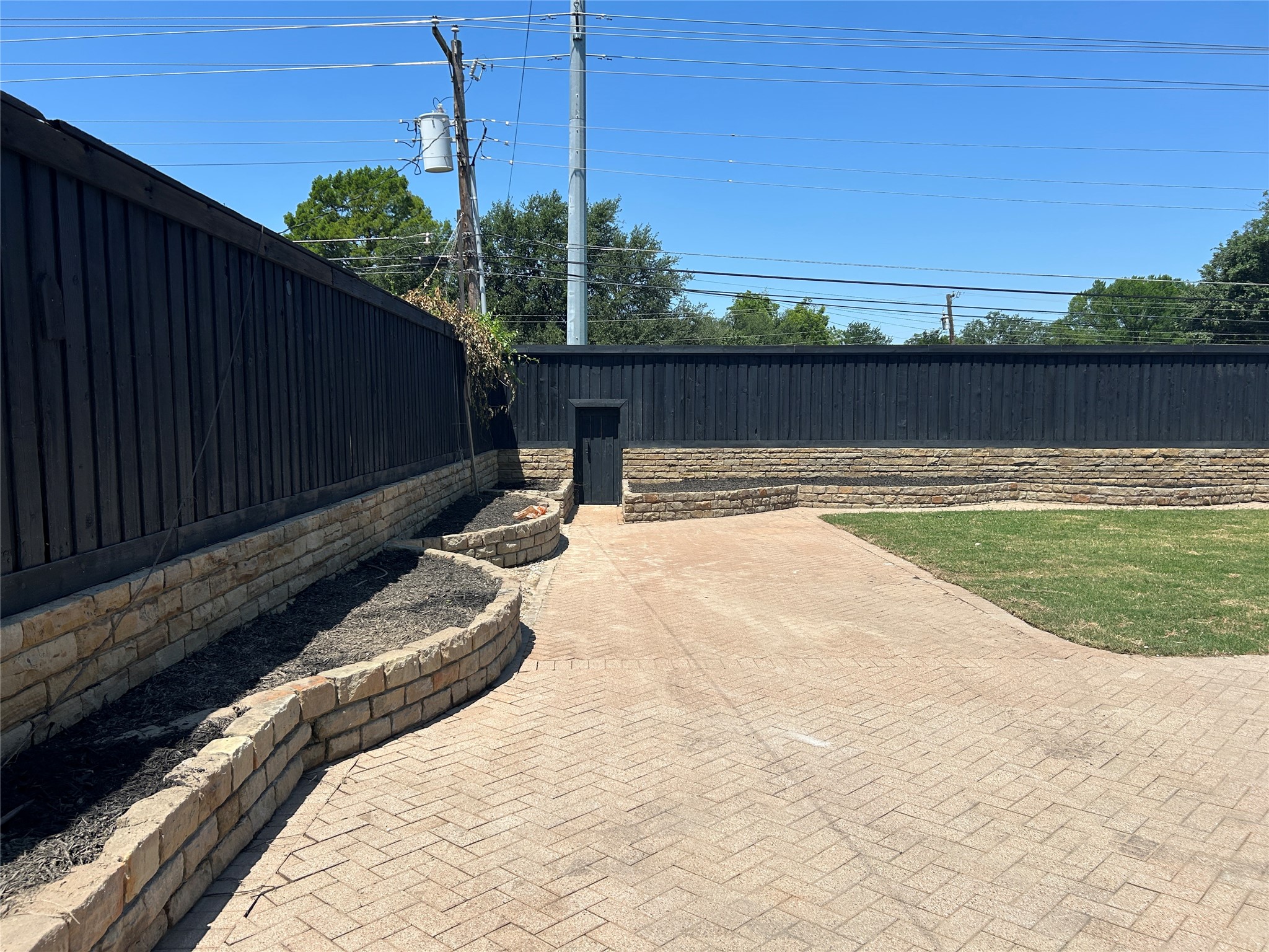 10711 Cromwell Drive Dallas TX 75229