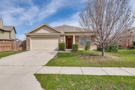1805 Sparrow Lane Aubrey TX 76227