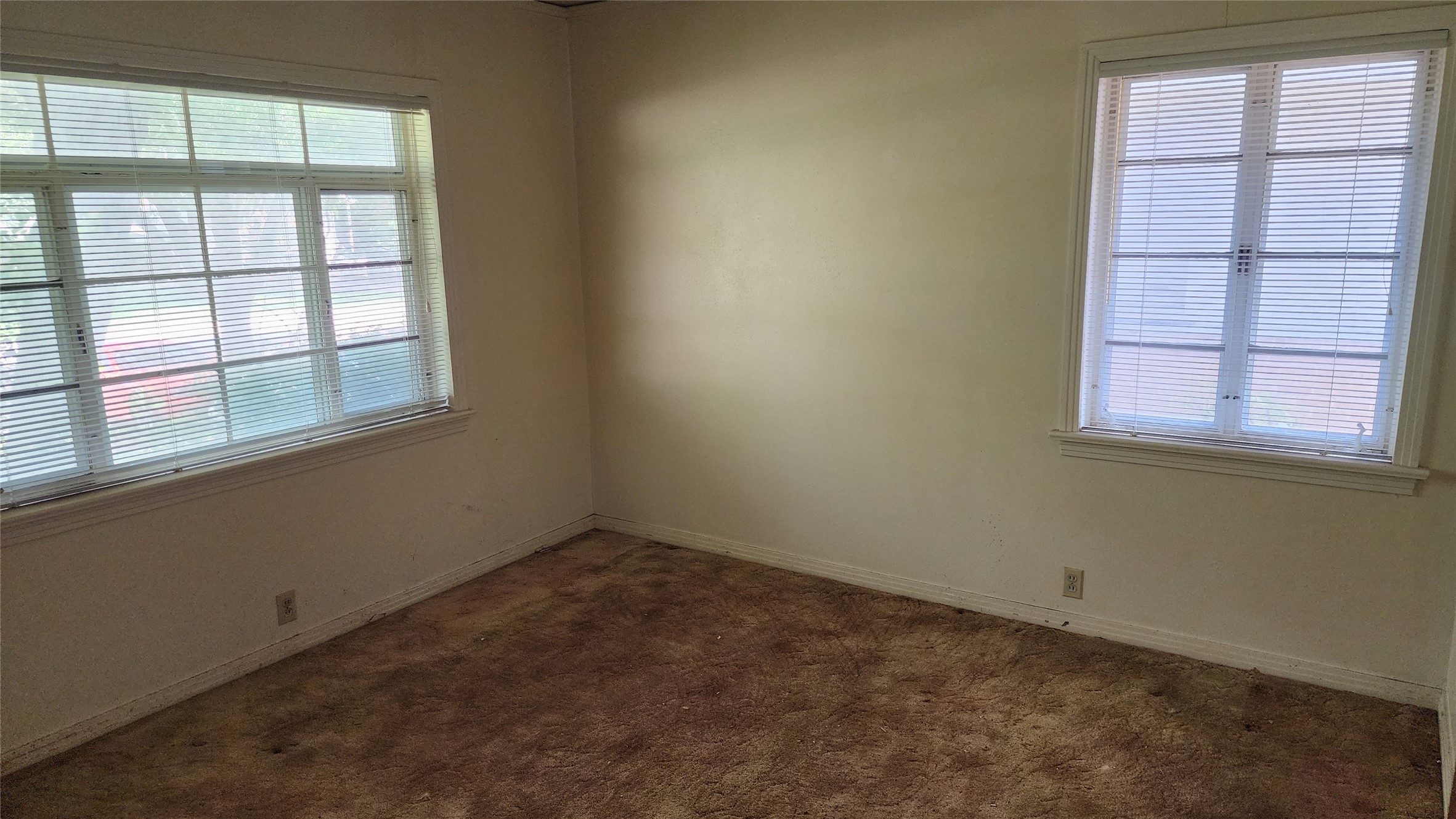 1918 Elmwood Boulevard Dallas TX 75224