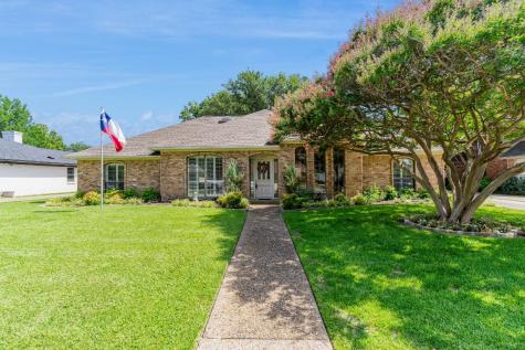 2704 Quail Ridge Drive Carrollton TX 75006