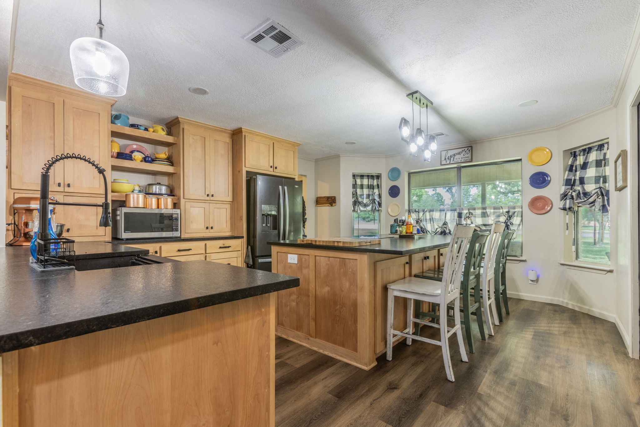 1608 Sunset Road Robinson TX 76706