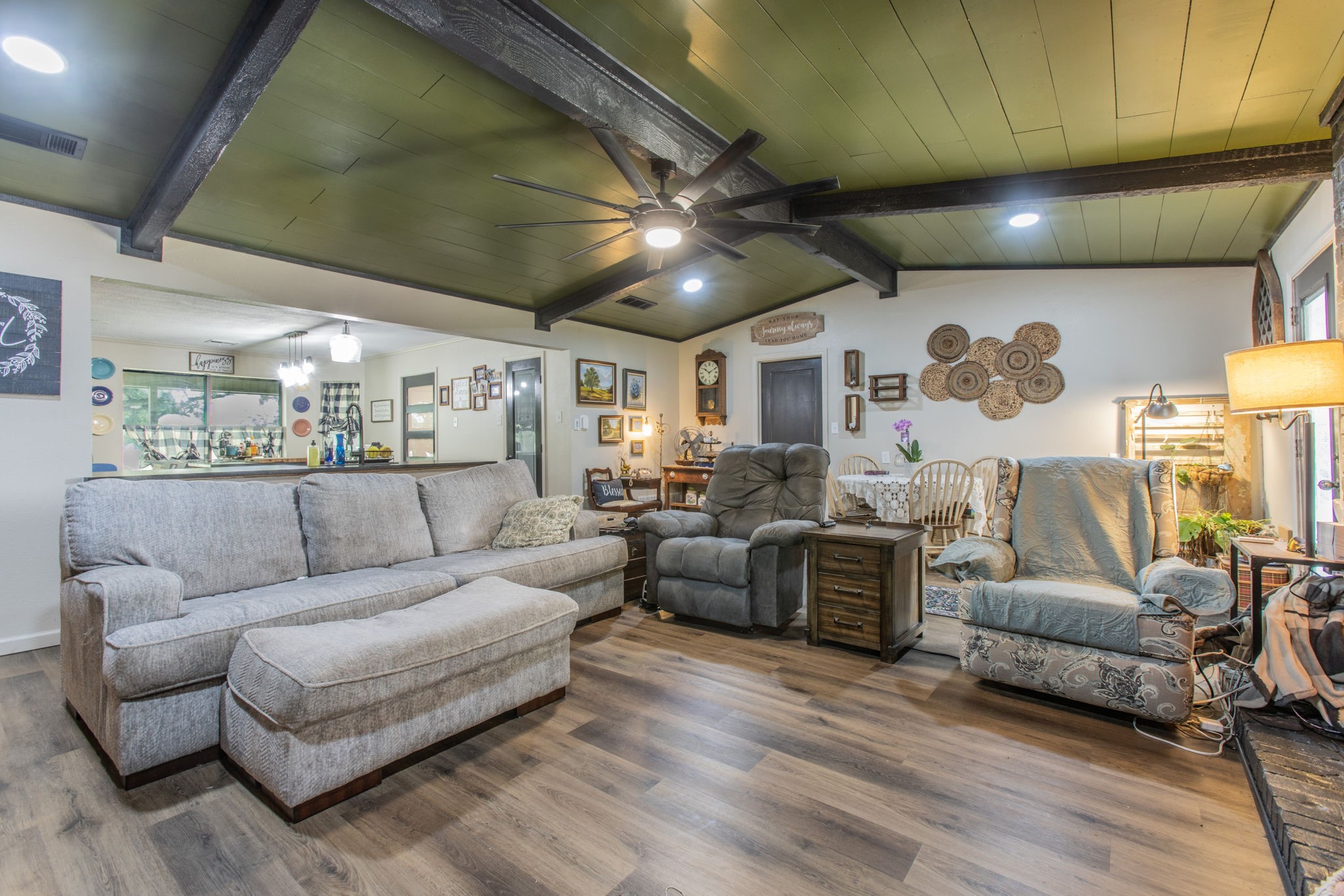 1608 Sunset Road Robinson TX 76706