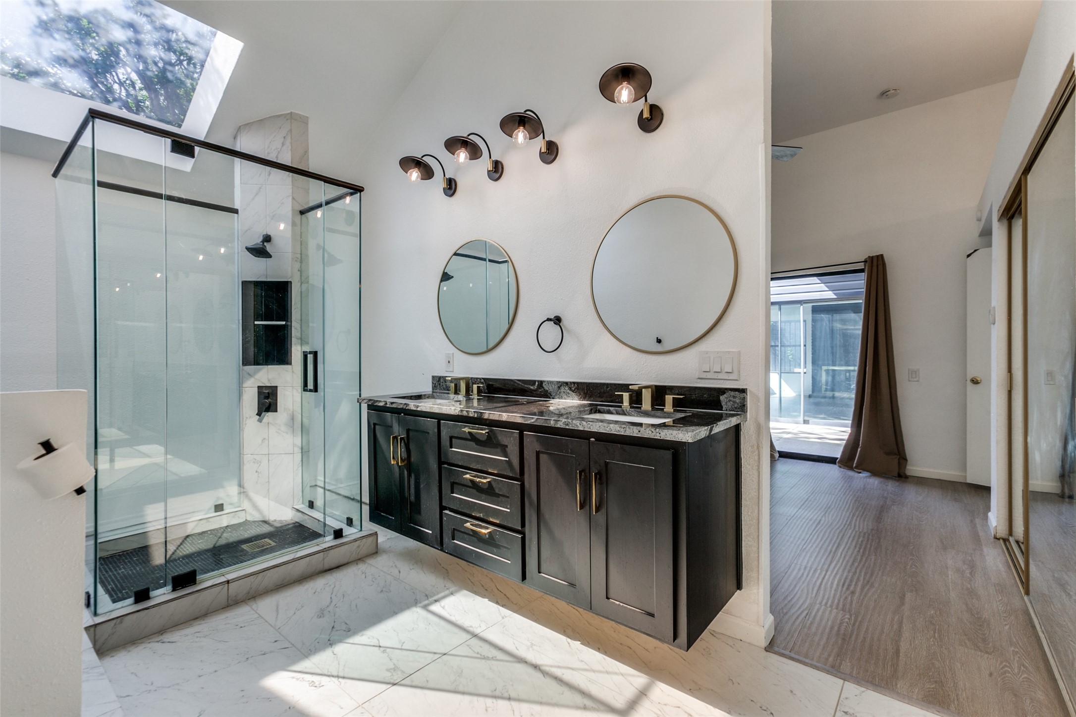 4111 Rush Circle Addison TX 75001