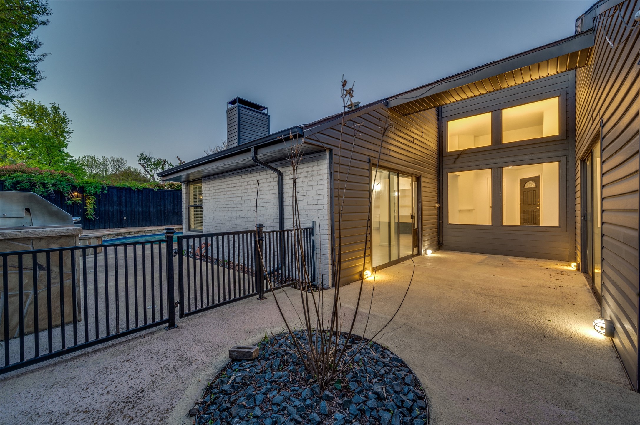 4111 Rush Circle Addison TX 75001