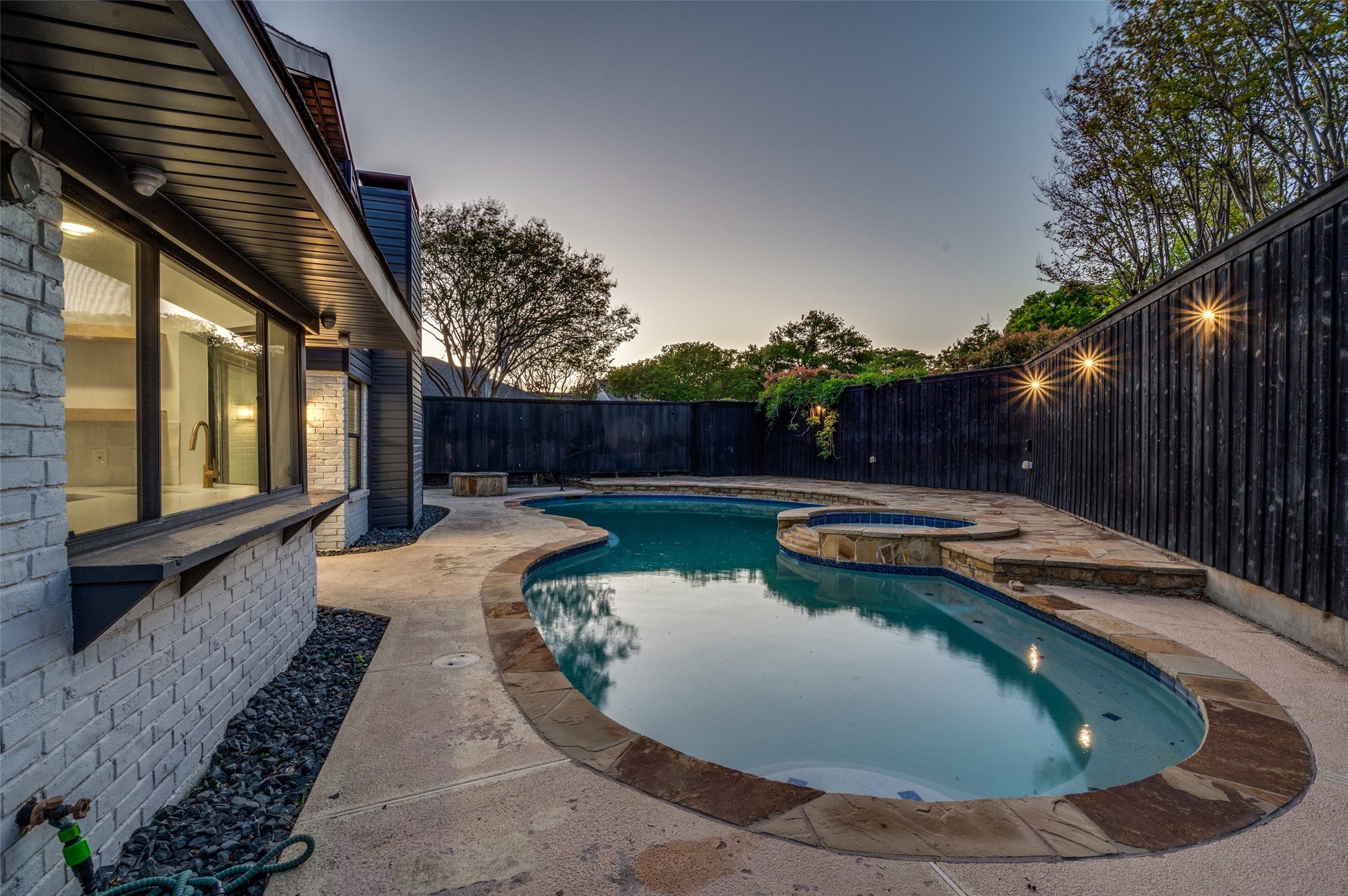 4111 Rush Circle Addison TX 75001