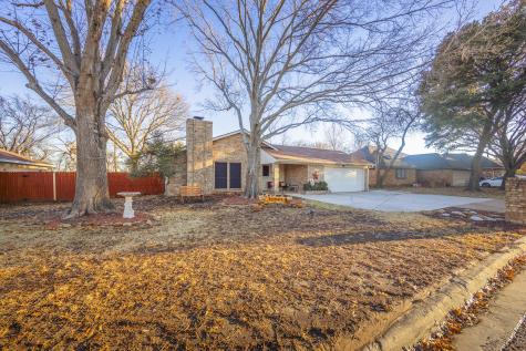 725 Owens Drive Crowley TX 76036