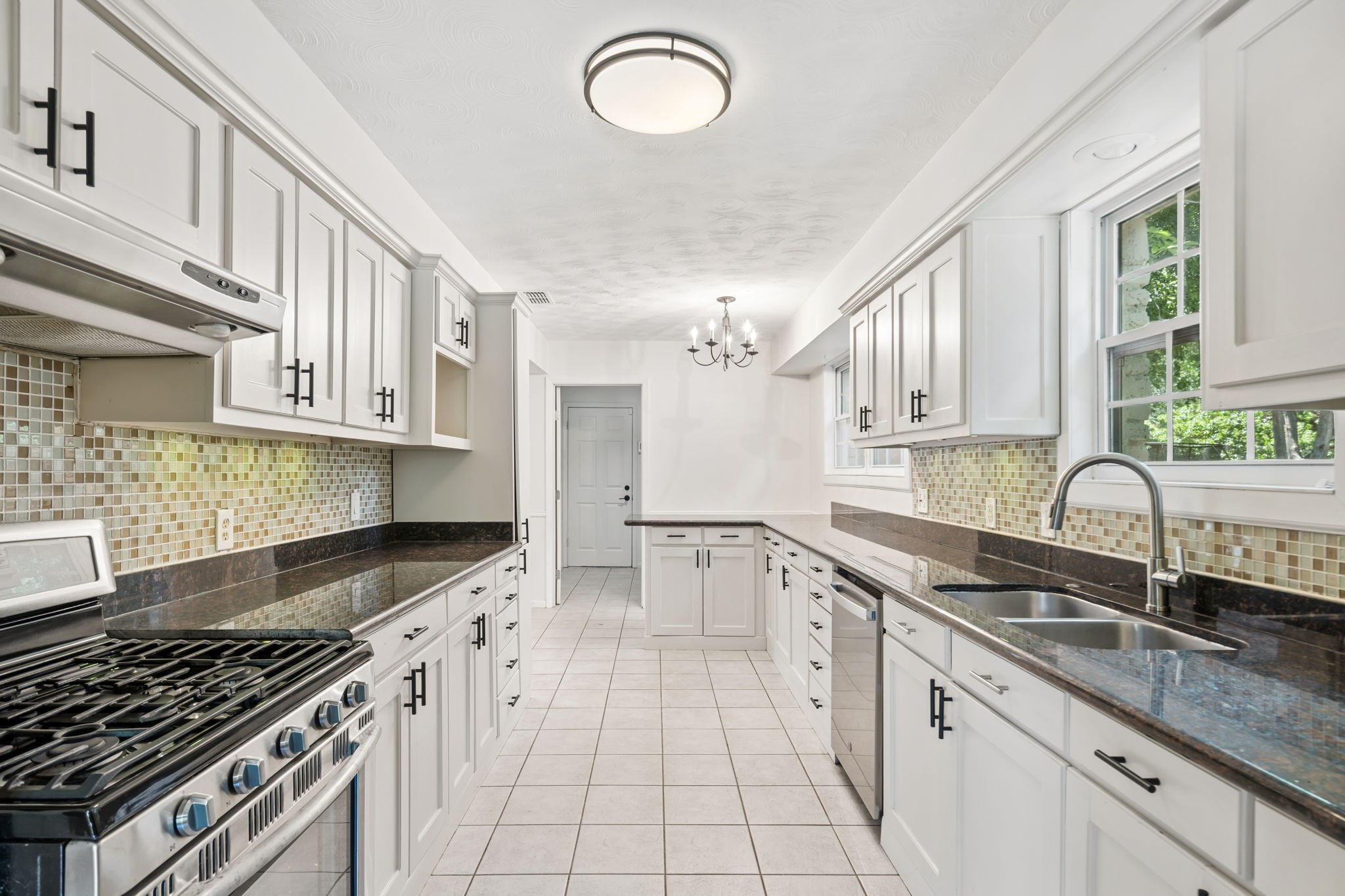 9028 Fringewood Drive Dallas TX 75228