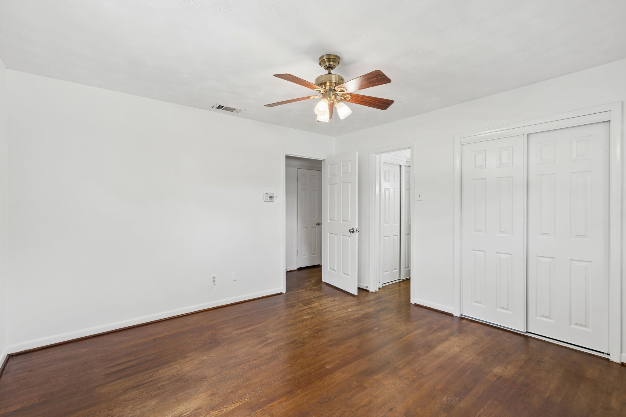 9028 Fringewood Drive Dallas TX 75228