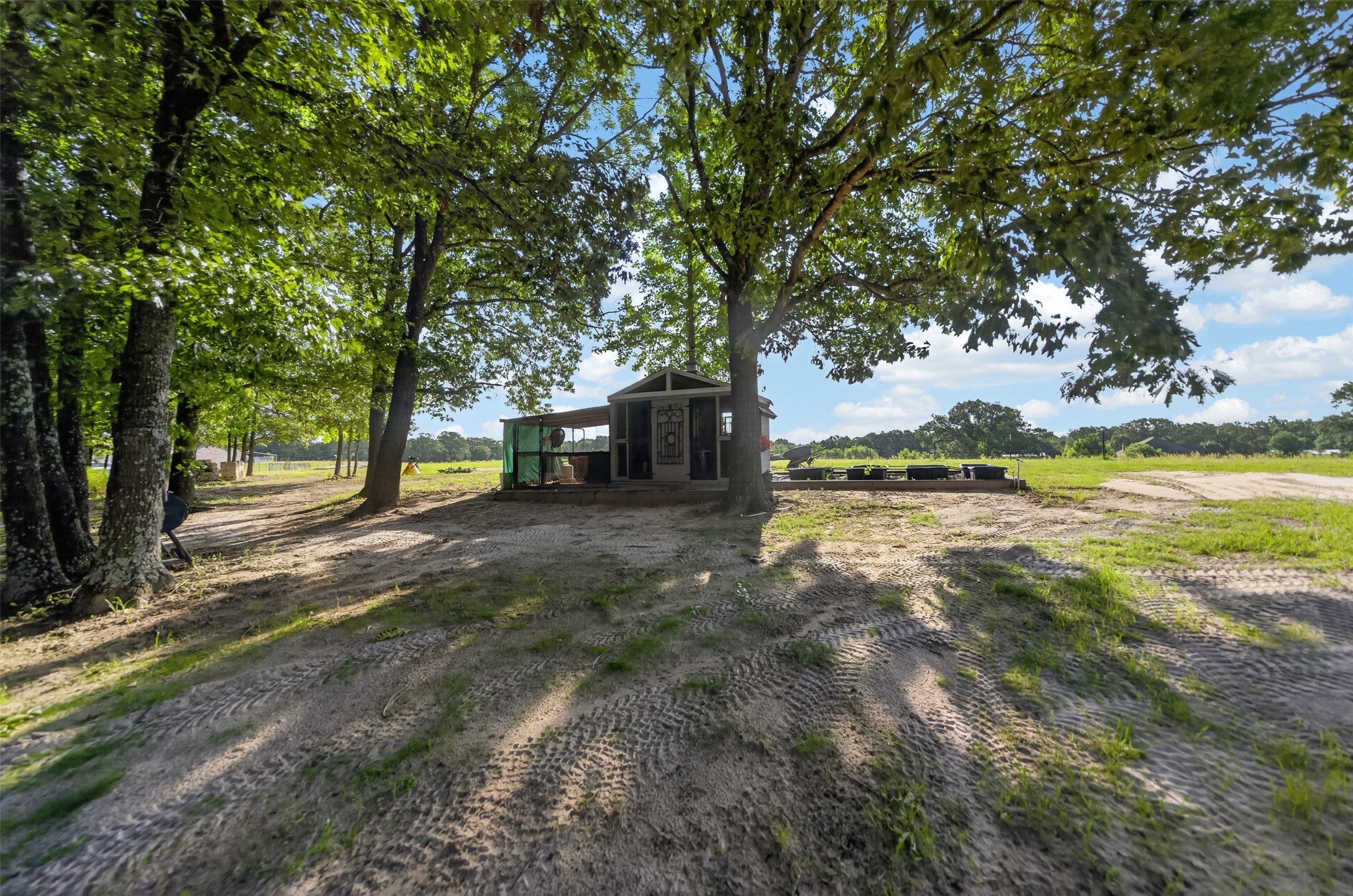 954 Rs County Road 4261 Emory TX 75440