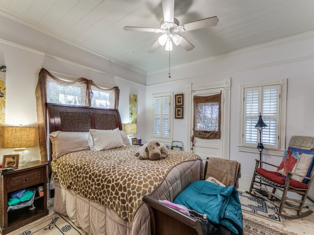 392 Mount Pleasant Road Valley View TX 76272
