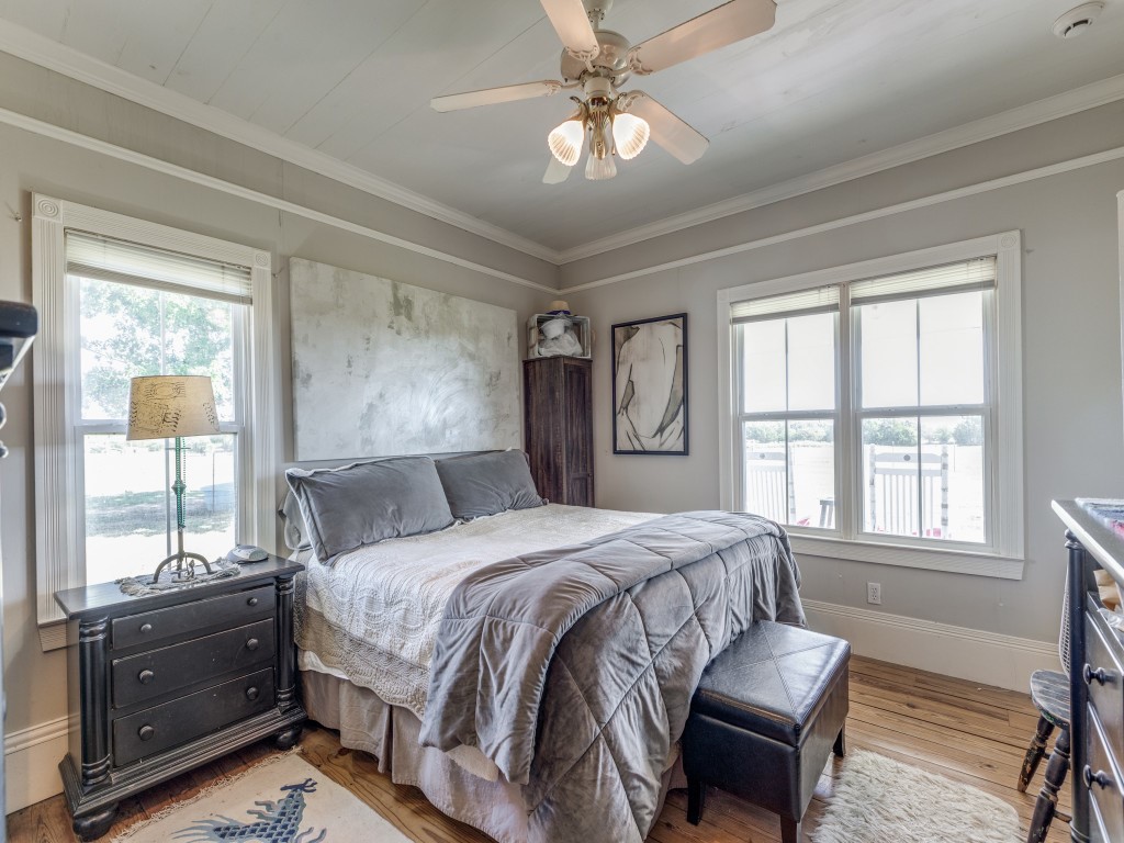 392 Mount Pleasant Road Valley View TX 76272