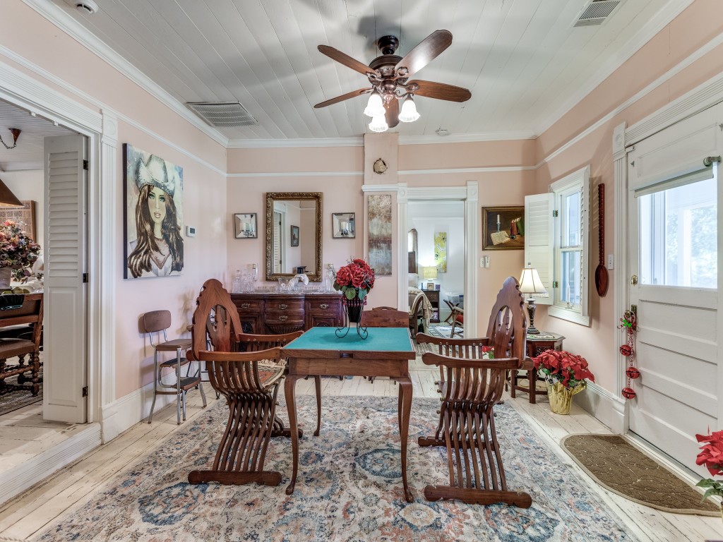 392 Mount Pleasant Road Valley View TX 76272