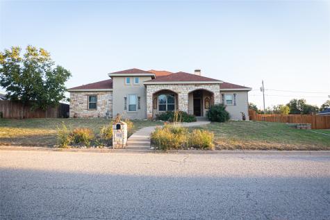 1512 Grand Avenue Sweetwater TX 79556