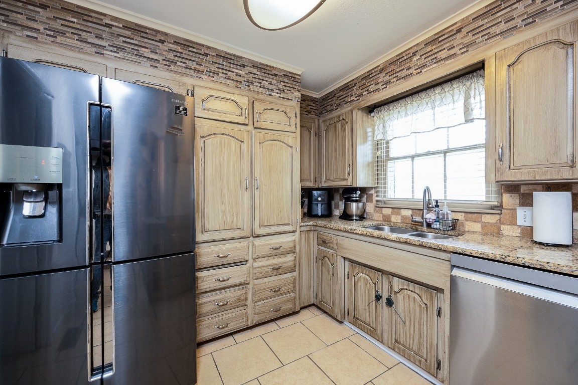 4716 Catchin Drive North Richland Hills TX 76180