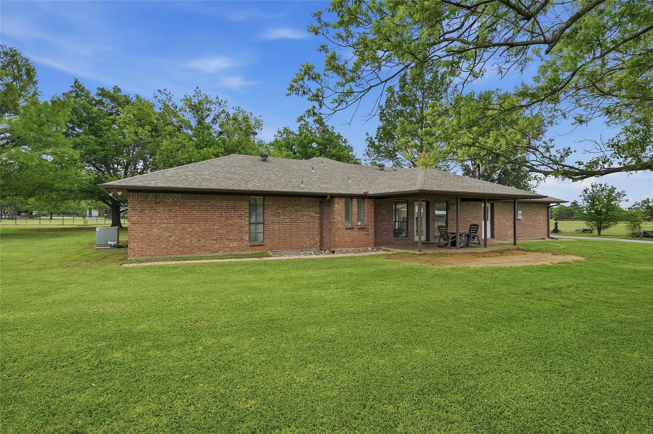 185 Owens Road Bells TX 75414