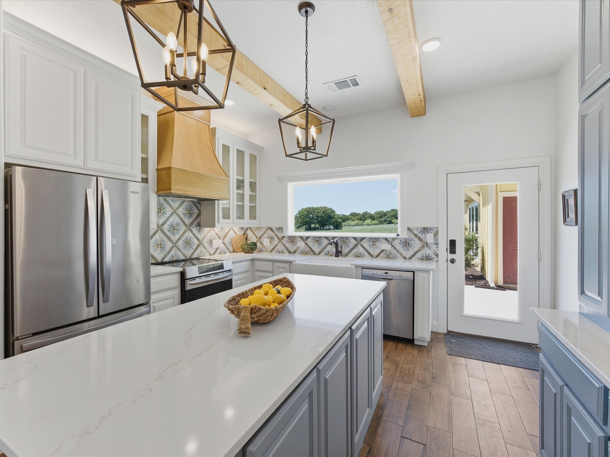2025 County Road 1792 Sunset TX 76270