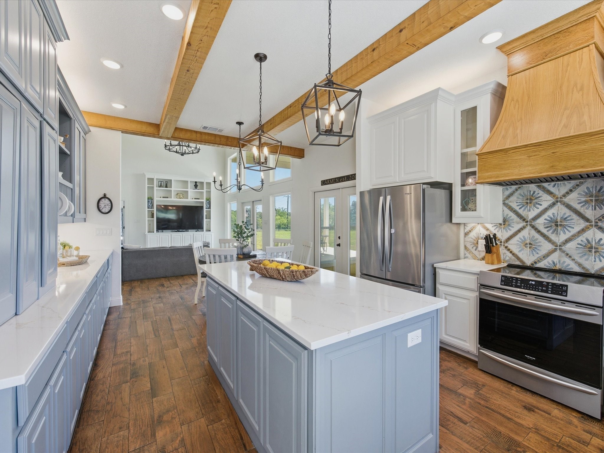 2025 County Road 1792 Sunset TX 76270