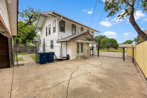 401 N Dallas Street Ennis TX 75119