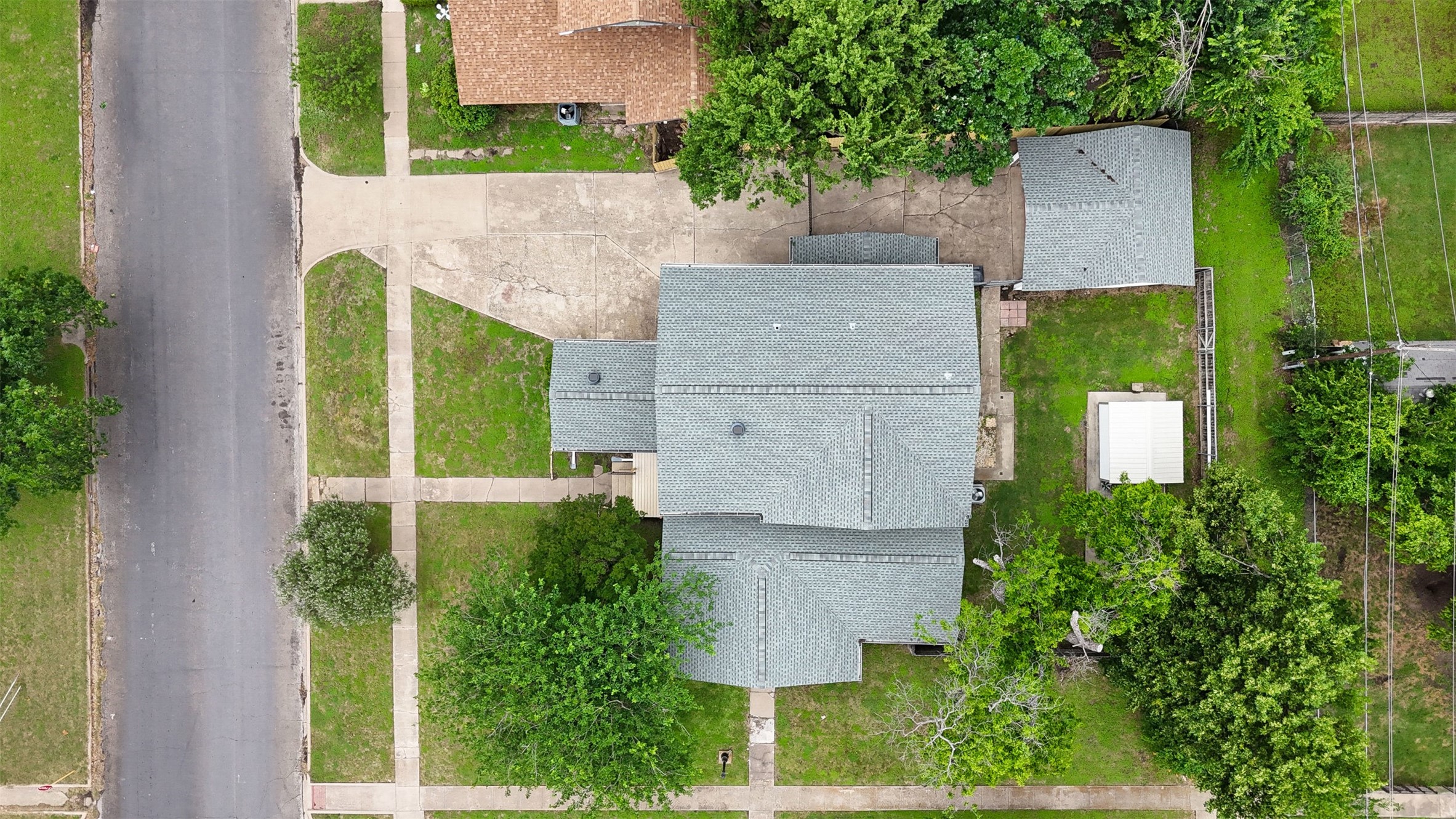 401 N Dallas Street Ennis TX 75119