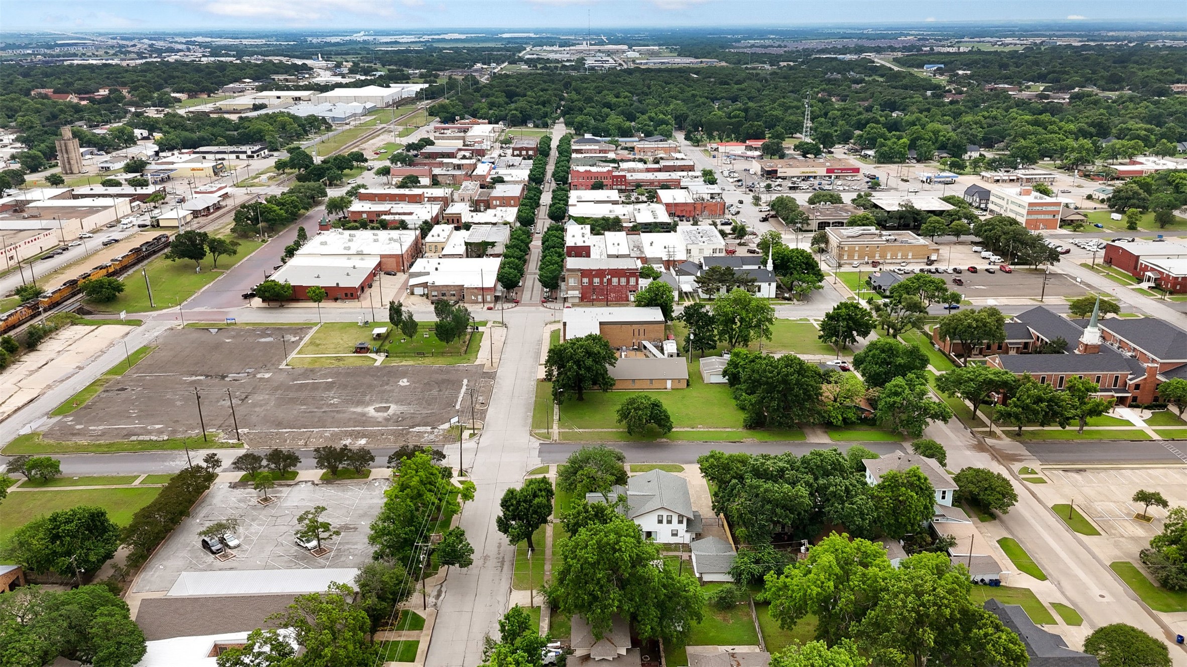 401 N Dallas Street Ennis TX 75119