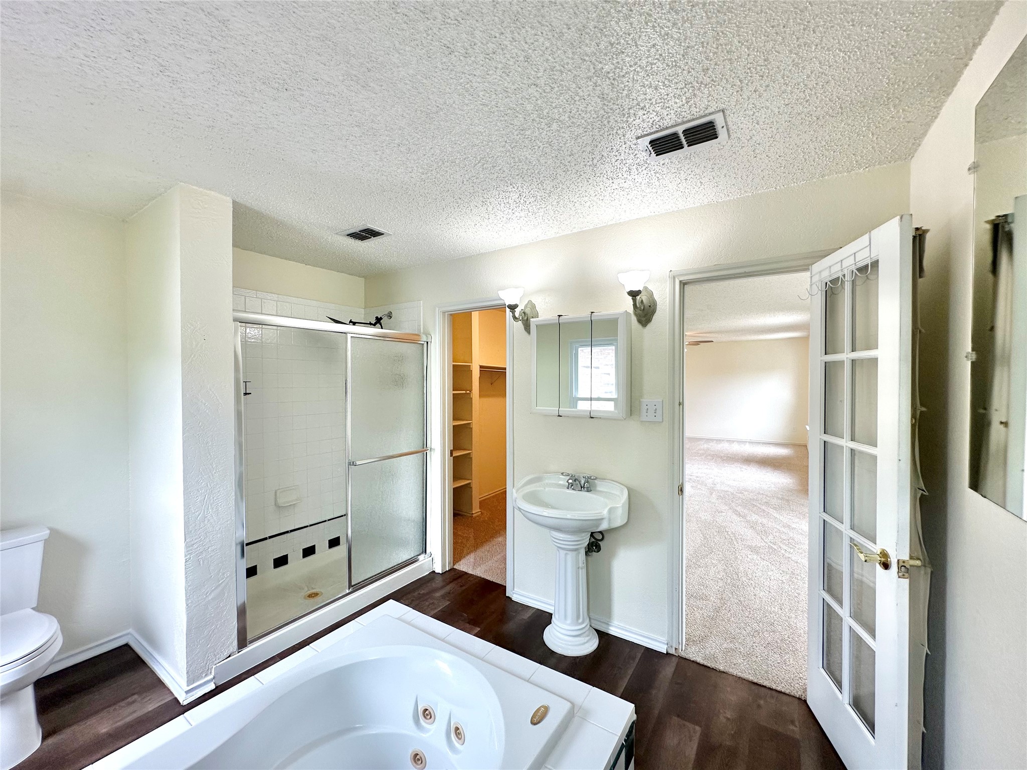 3165 Spyglass Drive Grand Prairie TX 75052